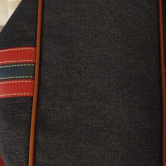 Coach Purse - Picture 5 of 5